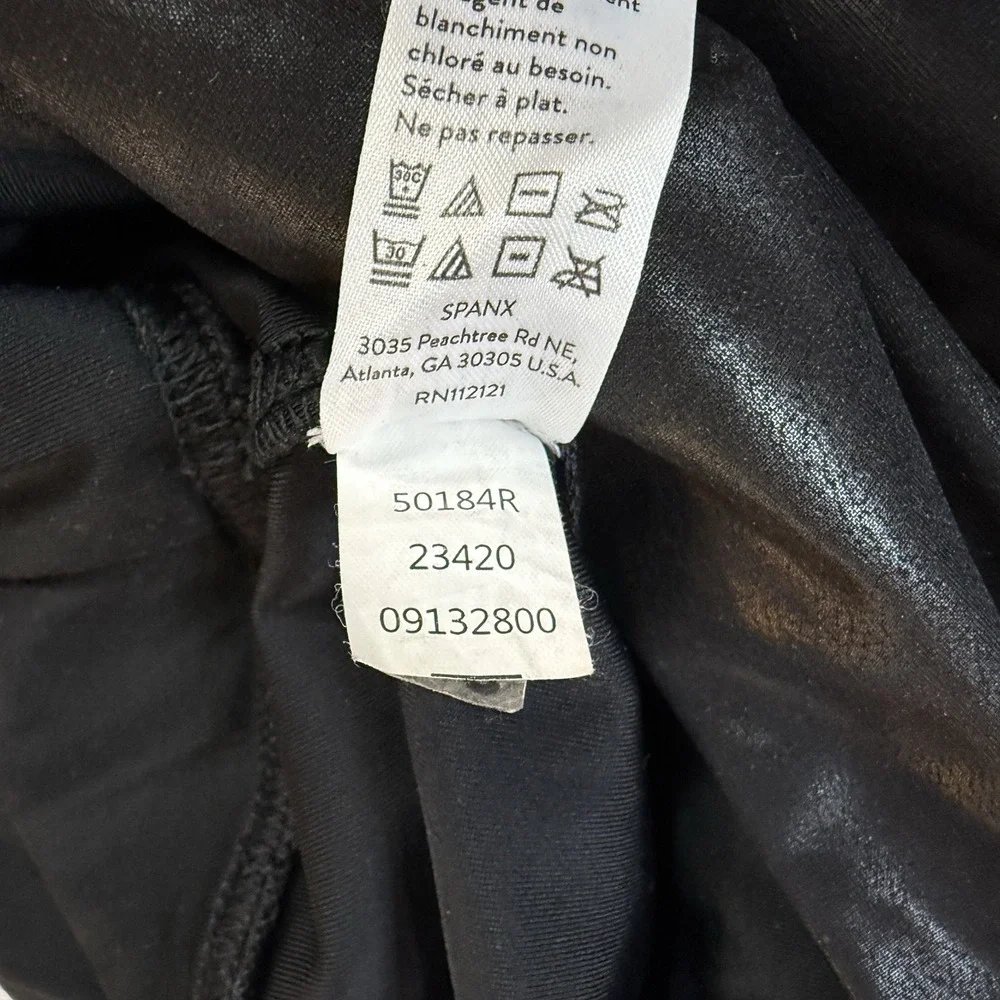 Spanx Faux Leather Cropped Leggings Womens Medium Black High Rise Shaping Capri - Picture 5 of 11